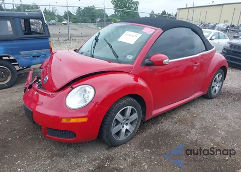 2006 Volkswagen New Beetle Convertible Option Pkg 1 from USA, damaged, VIN 3VWRF31Y66M330188